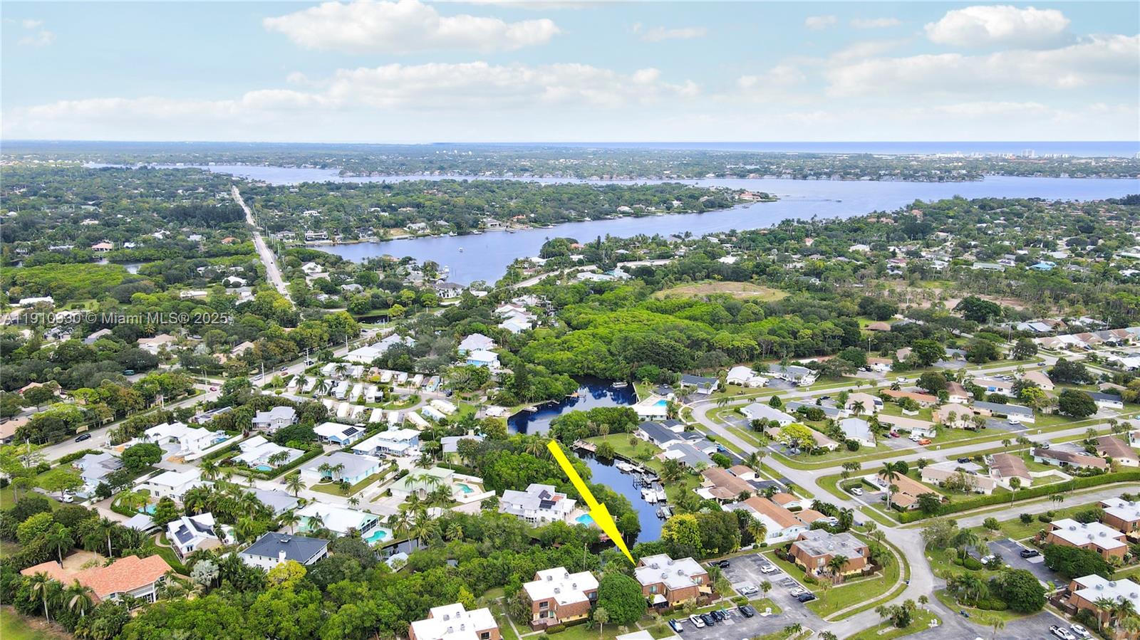 110 N Delaware Blvd # 18B