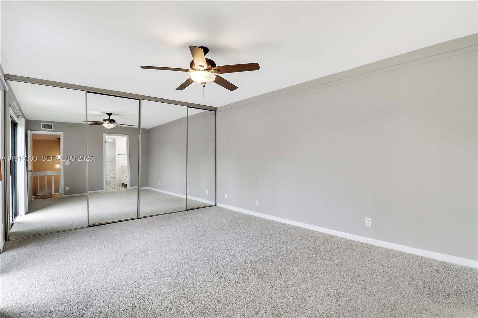 110 N Delaware Boulevard 18B