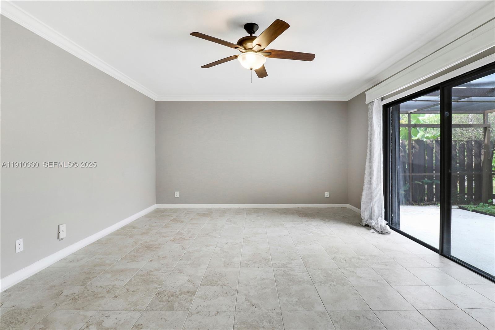 110 N Delaware Boulevard 18B