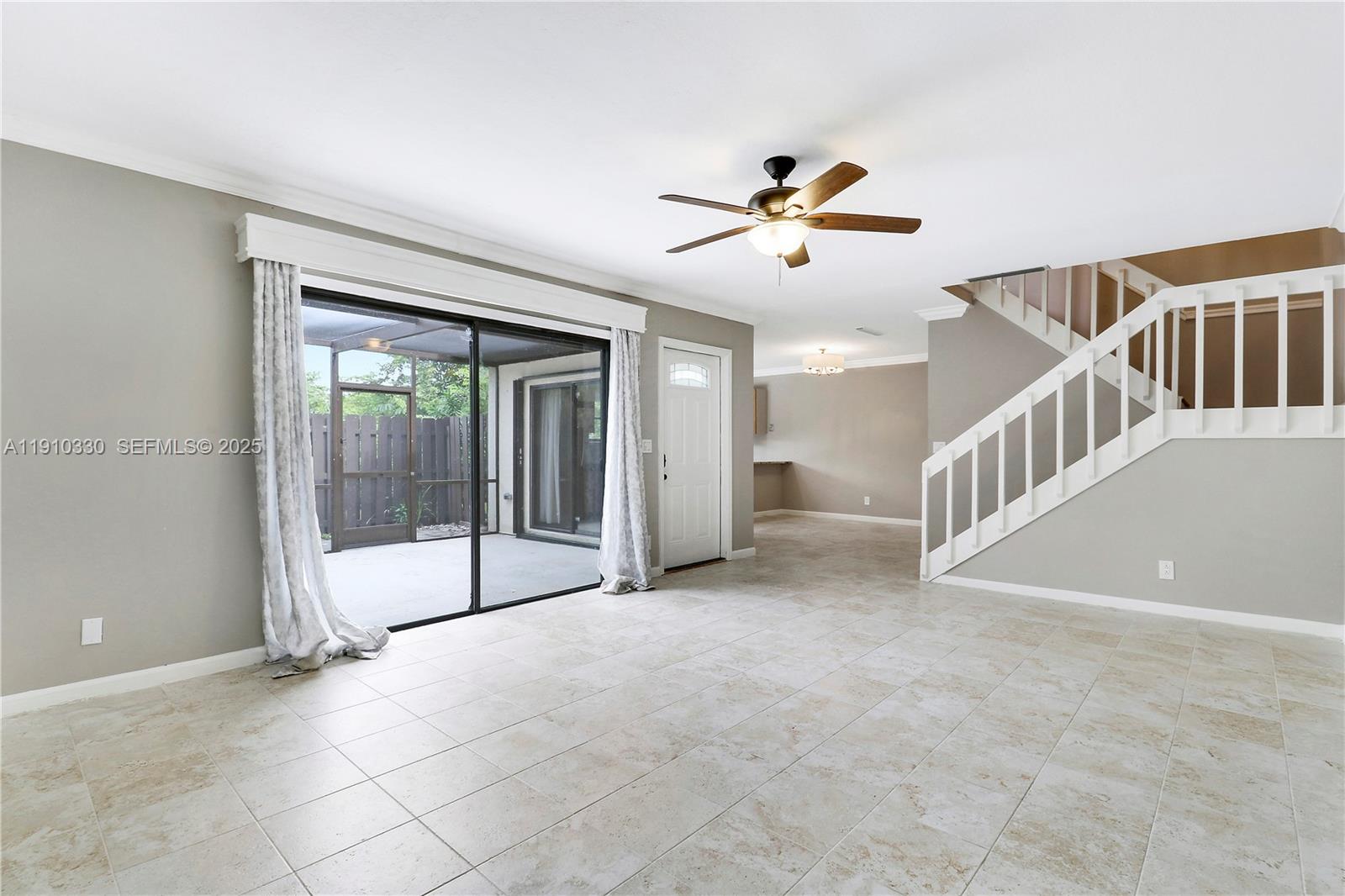 110 N Delaware Boulevard 18B