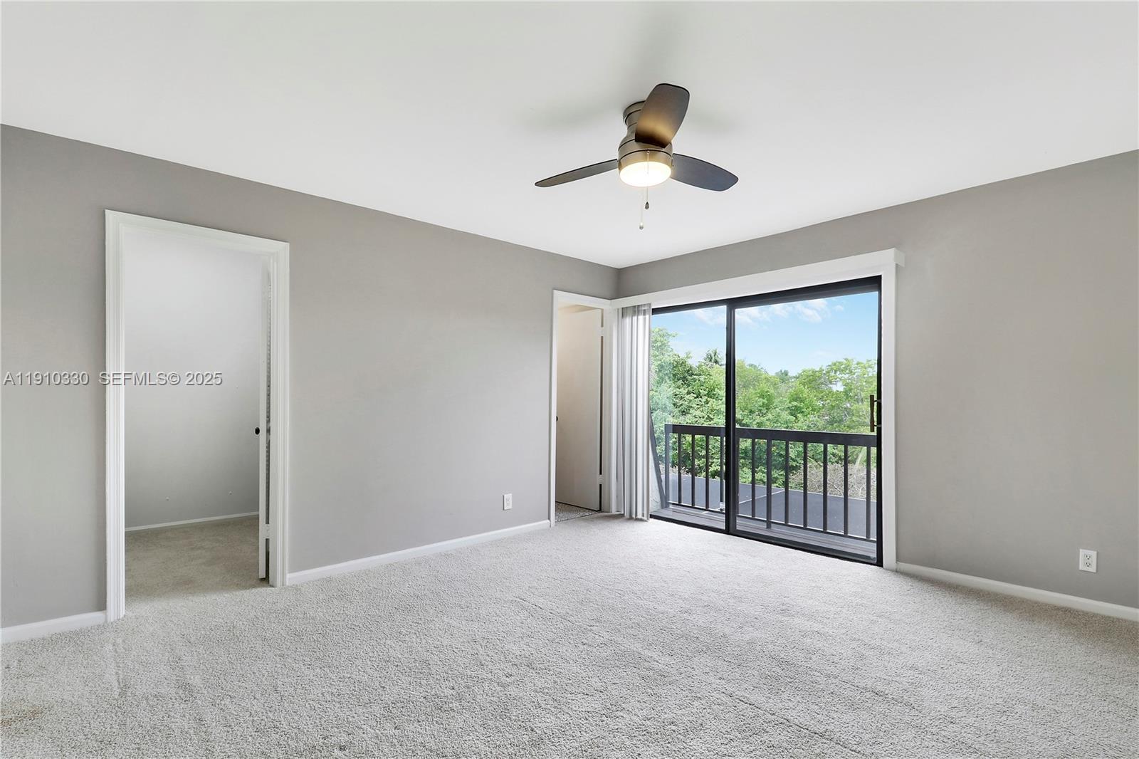 110 N Delaware Boulevard 18B