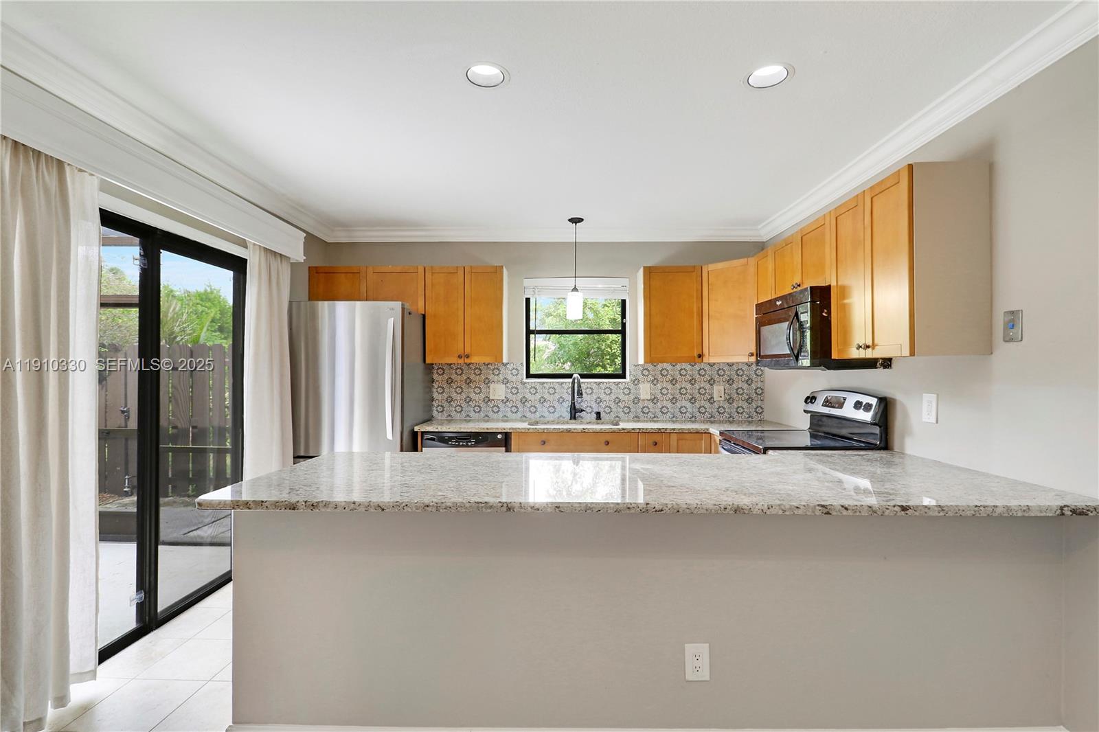 110 N Delaware Boulevard 18B