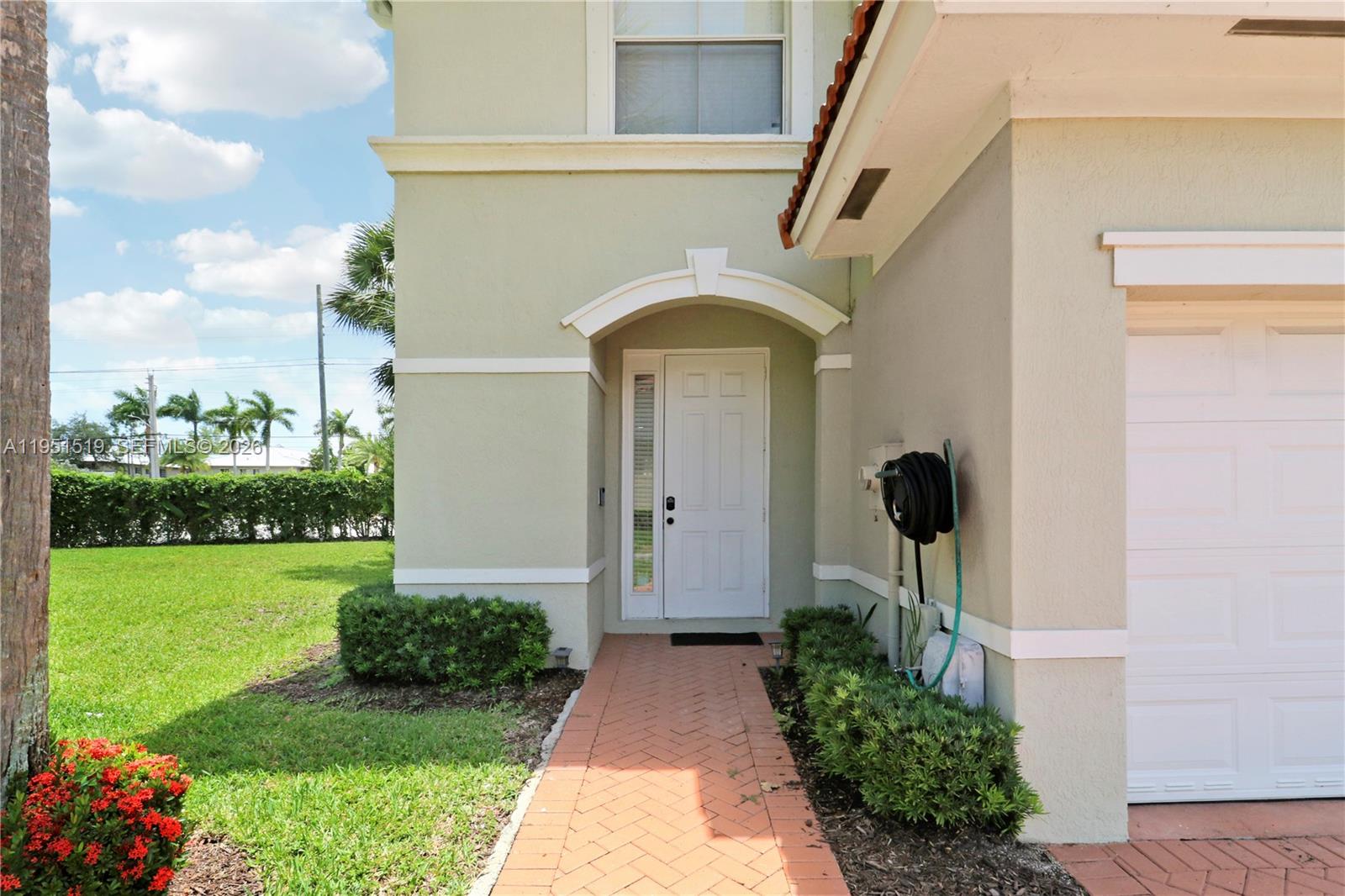 6047 Seminole Gardens Circle