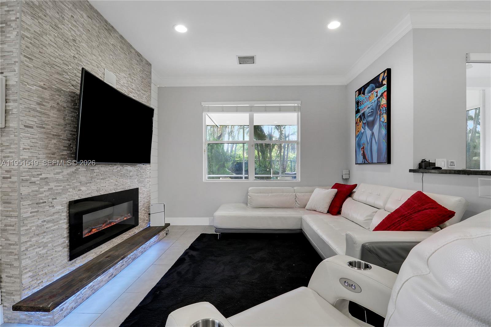 6047 Seminole Gardens Circle
