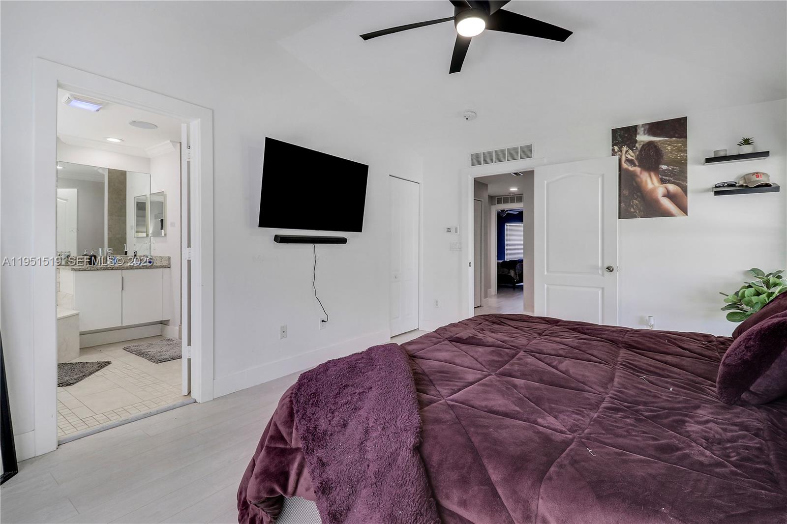 6047 Seminole Gardens Circle