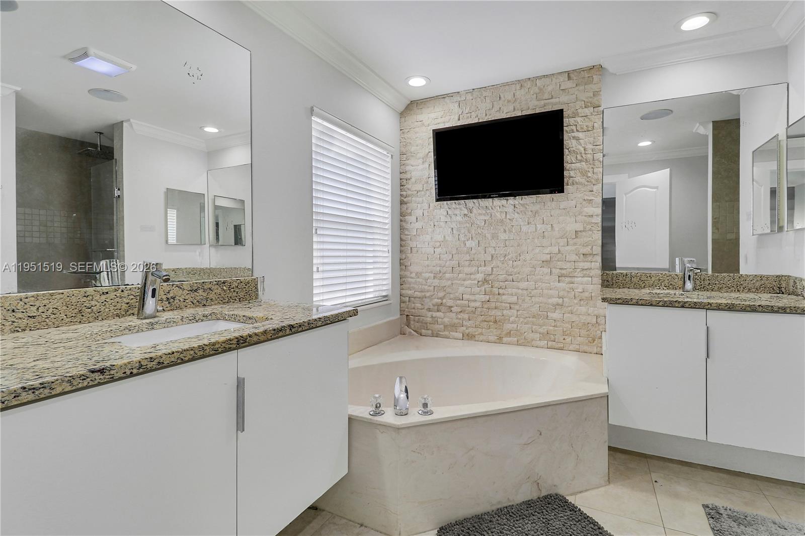 6047 Seminole Gardens Circle