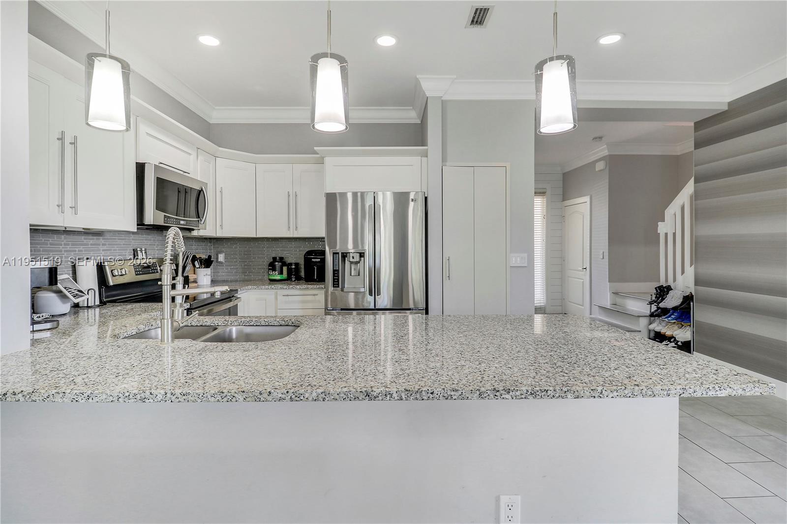 6047 Seminole Gardens Circle
