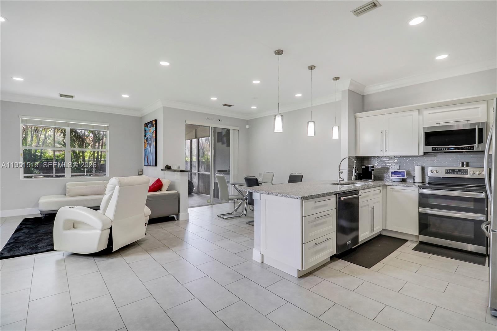 6047 Seminole Gardens Circle