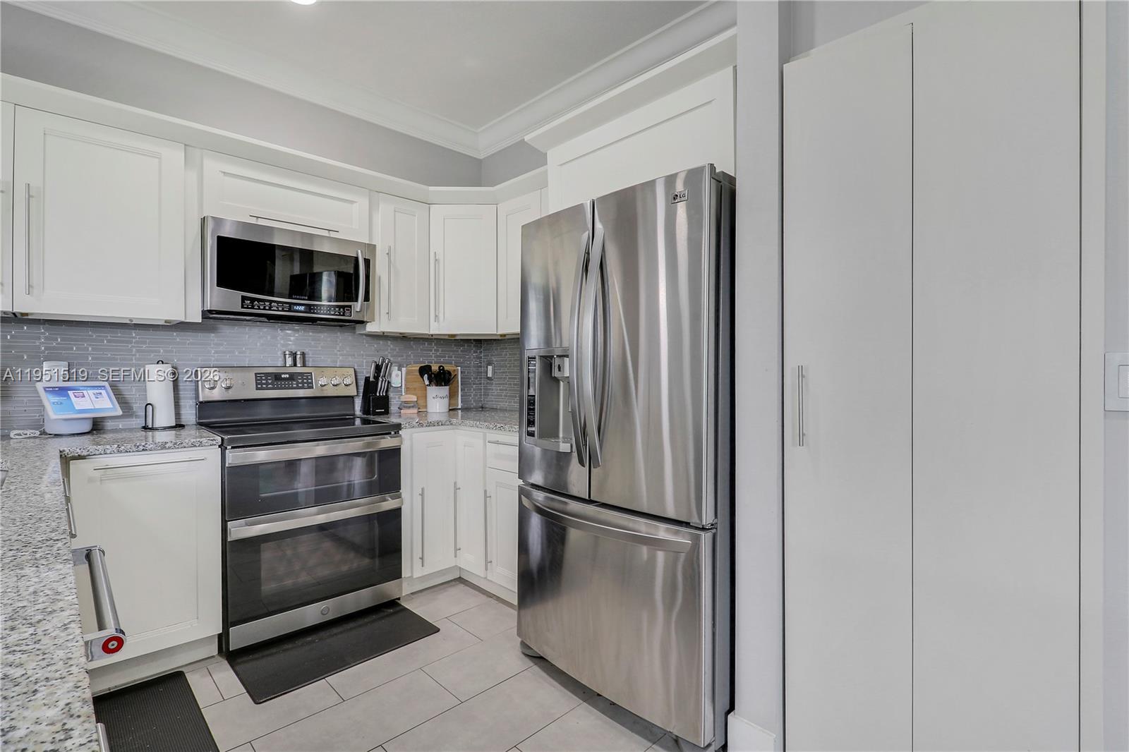 6047 Seminole Gardens Circle