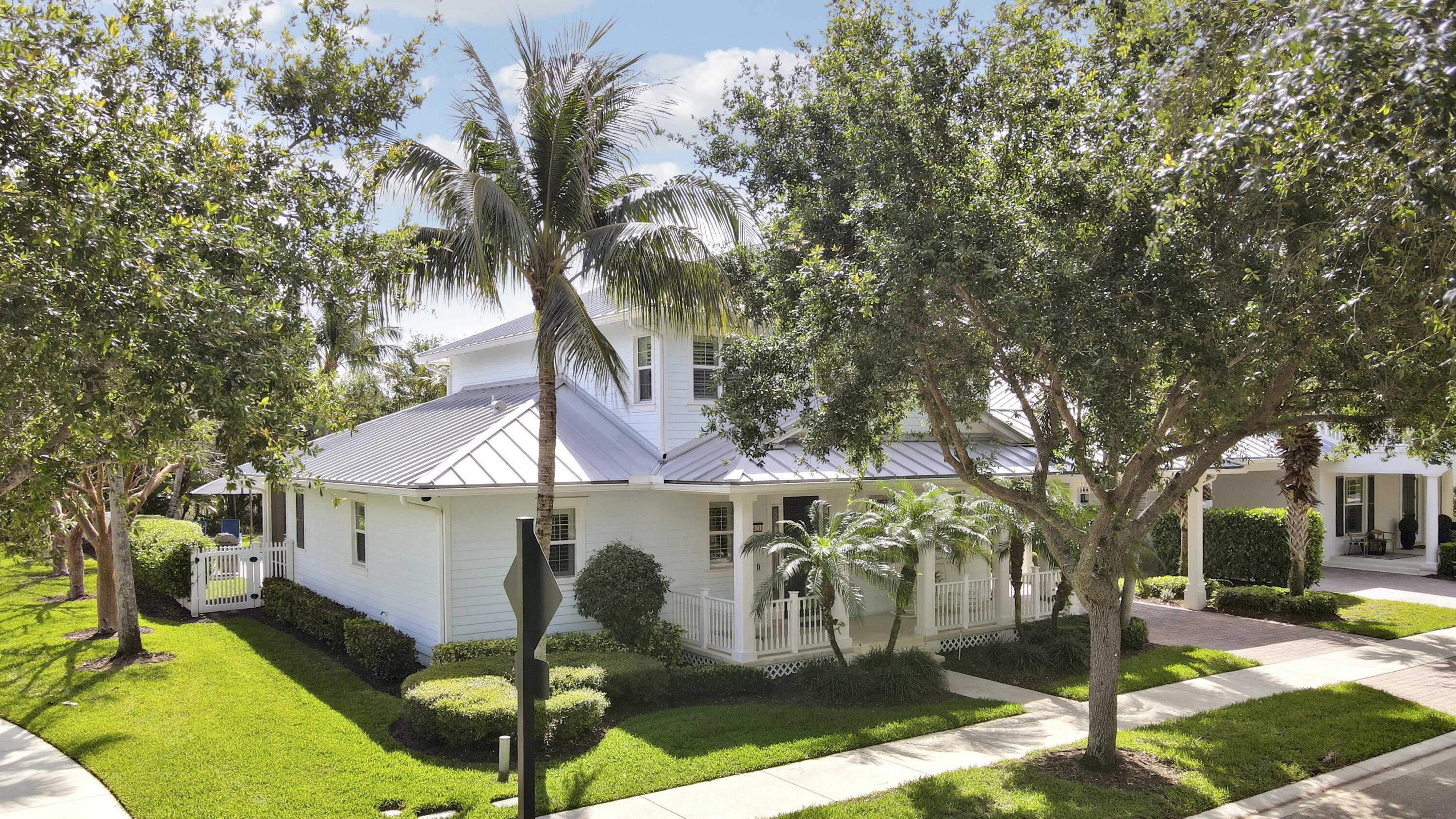 3421 Duval Street