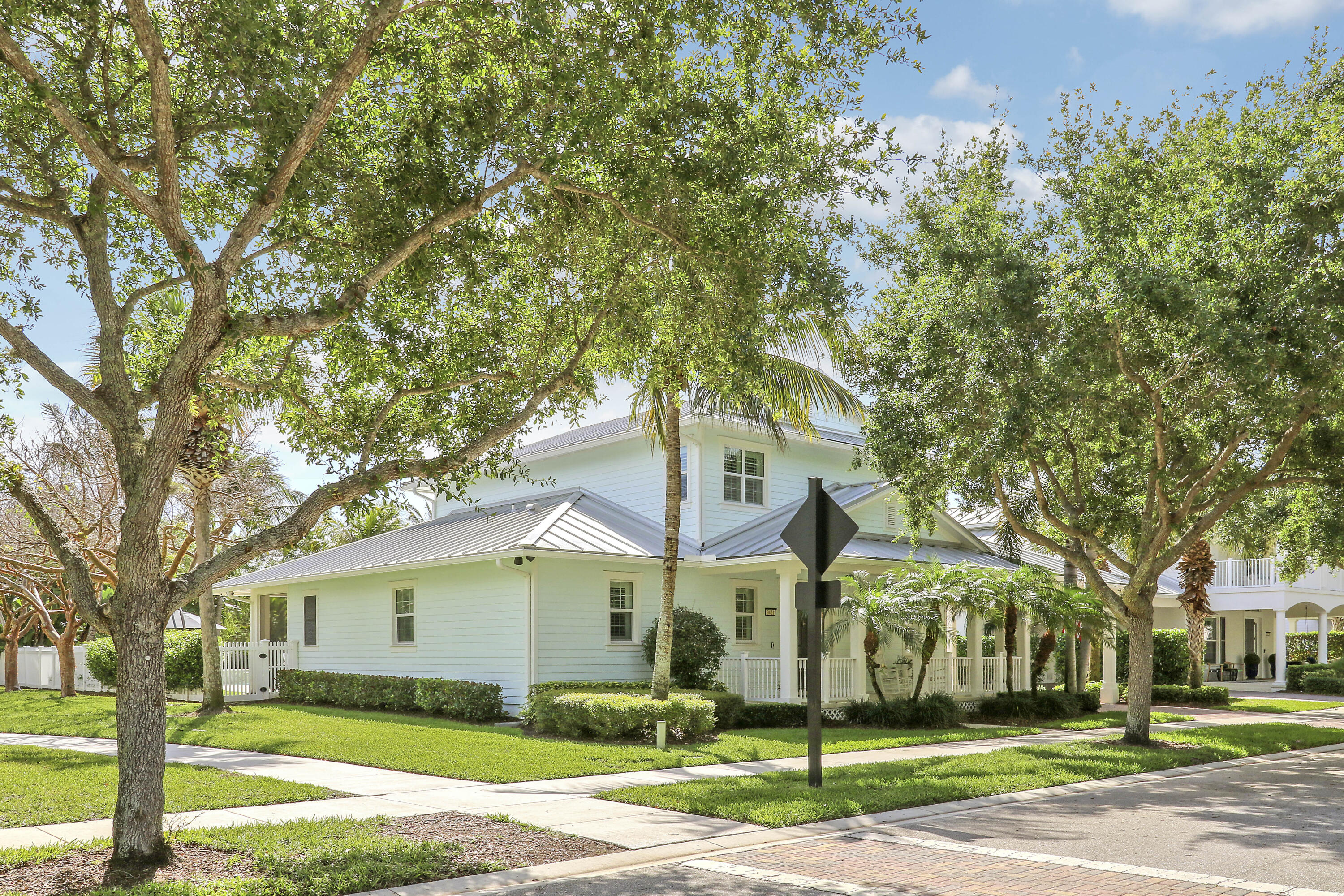 3421 Duval Street
