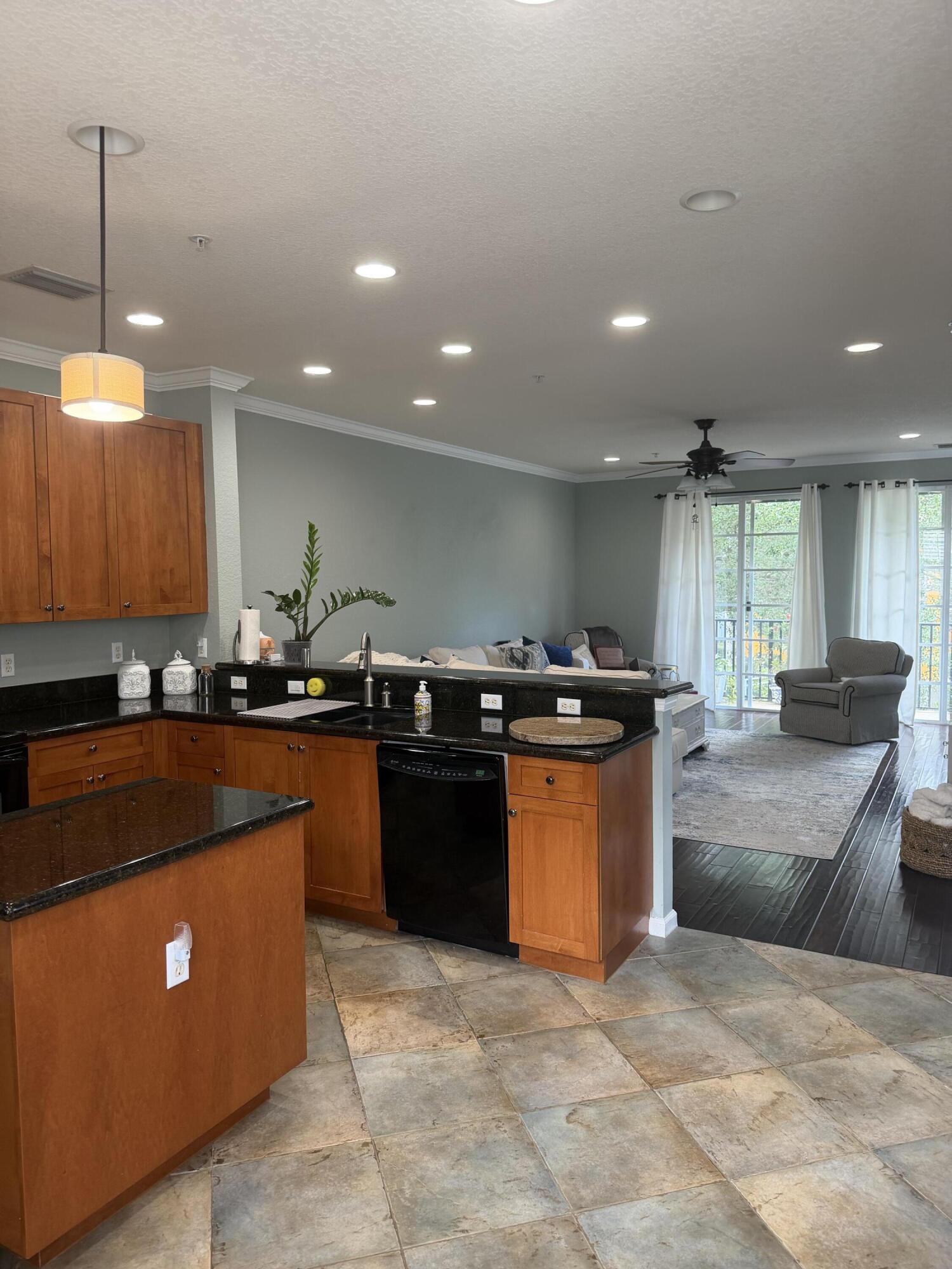 132 Greenwich Circle