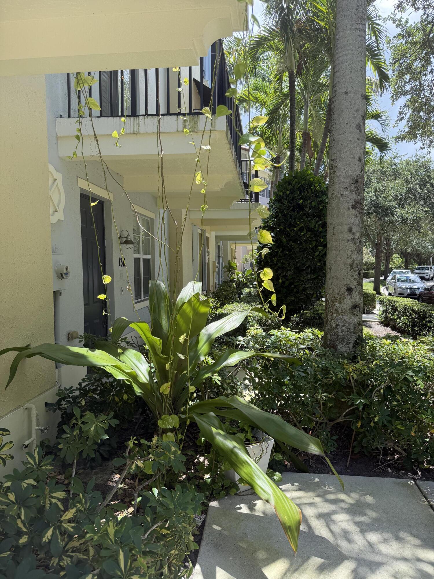 132 Greenwich Circle