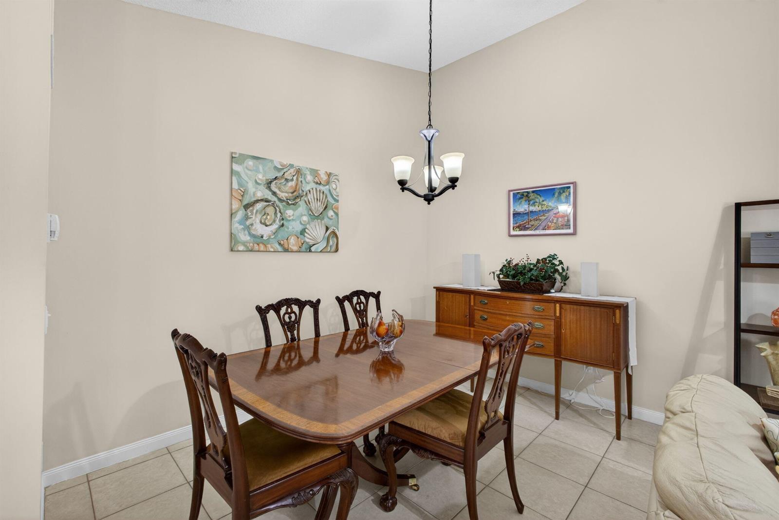 1702 Silverleaf Oak Court