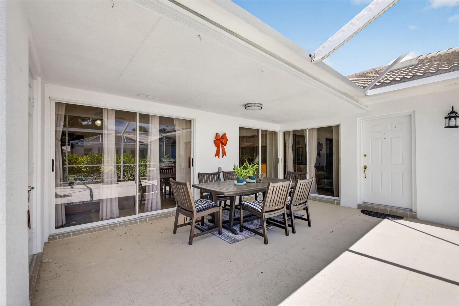 1702 Silverleaf Oak Court