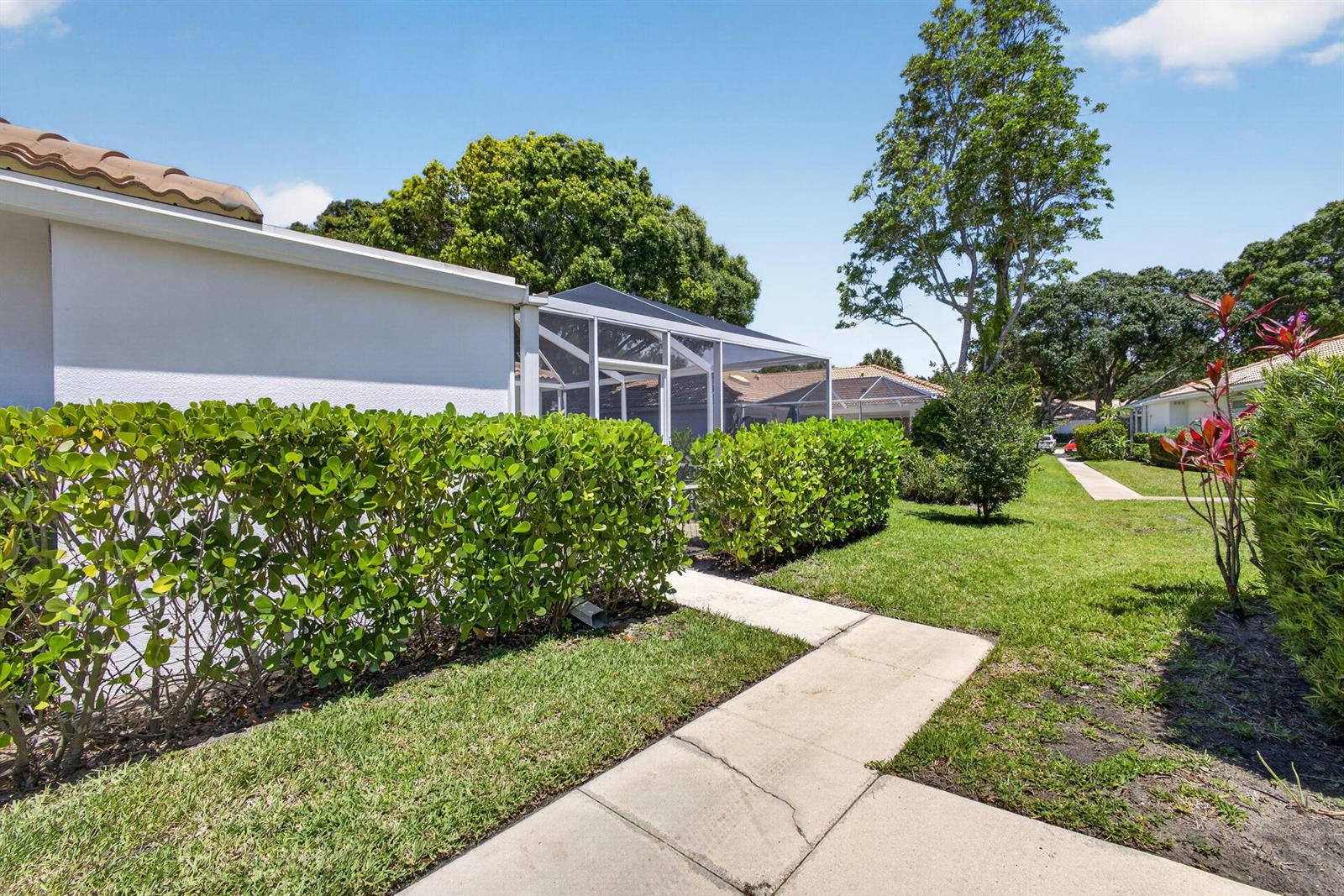 1702 Silverleaf Oak Court