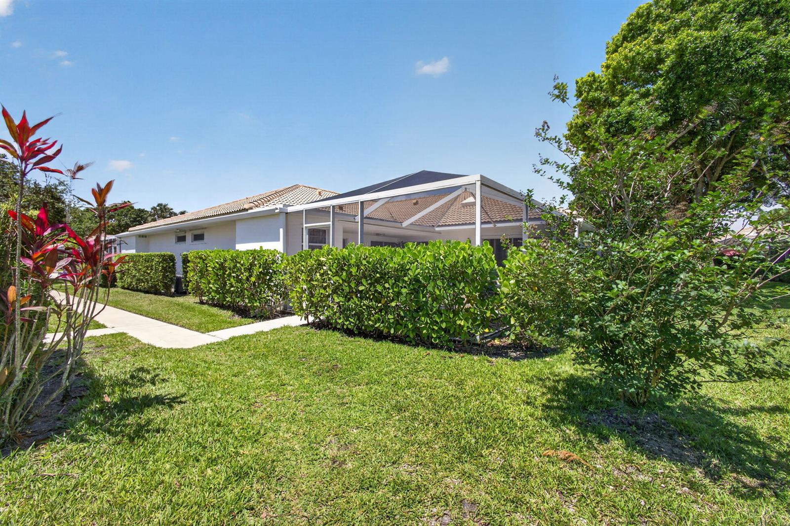 1702 Silverleaf Oak Court
