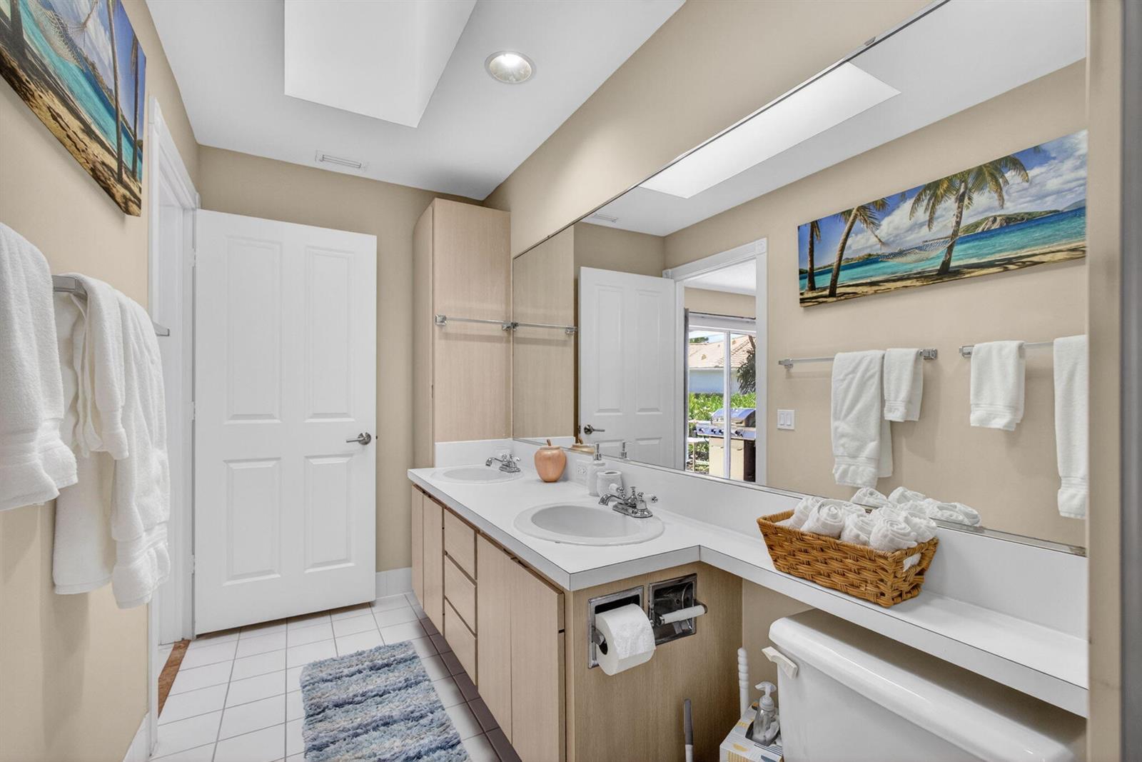 1702 Silverleaf Oak Court