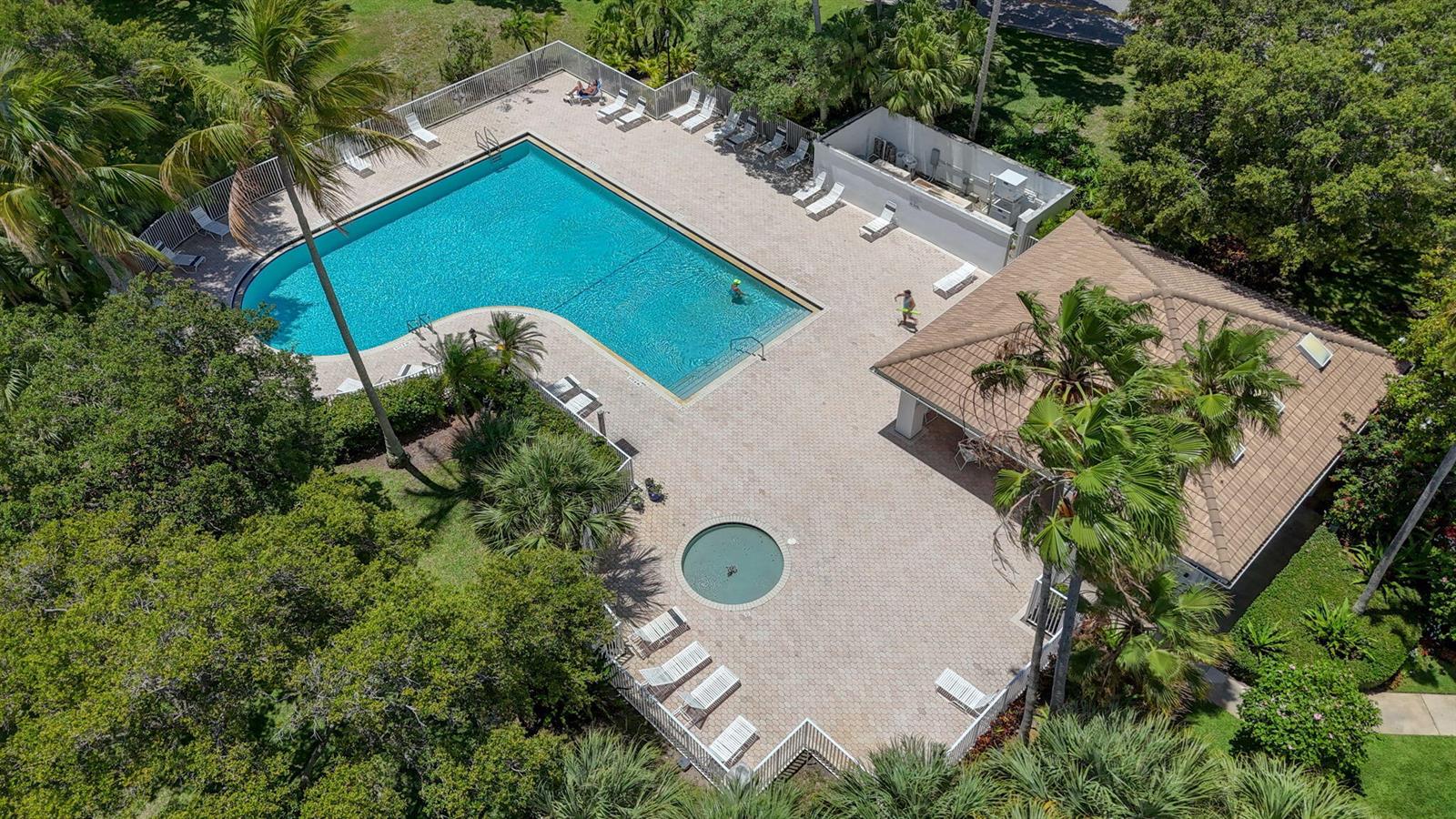 1702 Silverleaf Oak Court