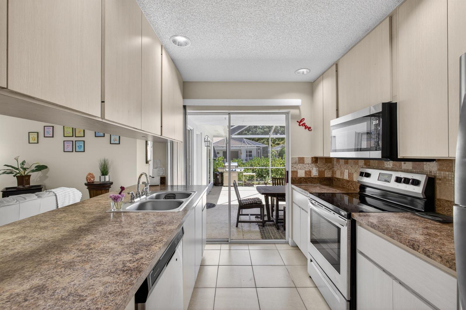 1702 Silverleaf Oak Court