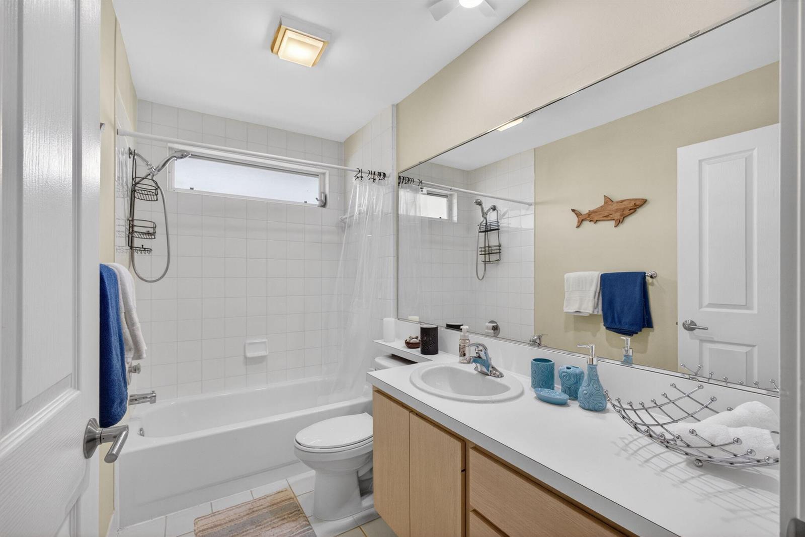 1702 Silverleaf Oak Court