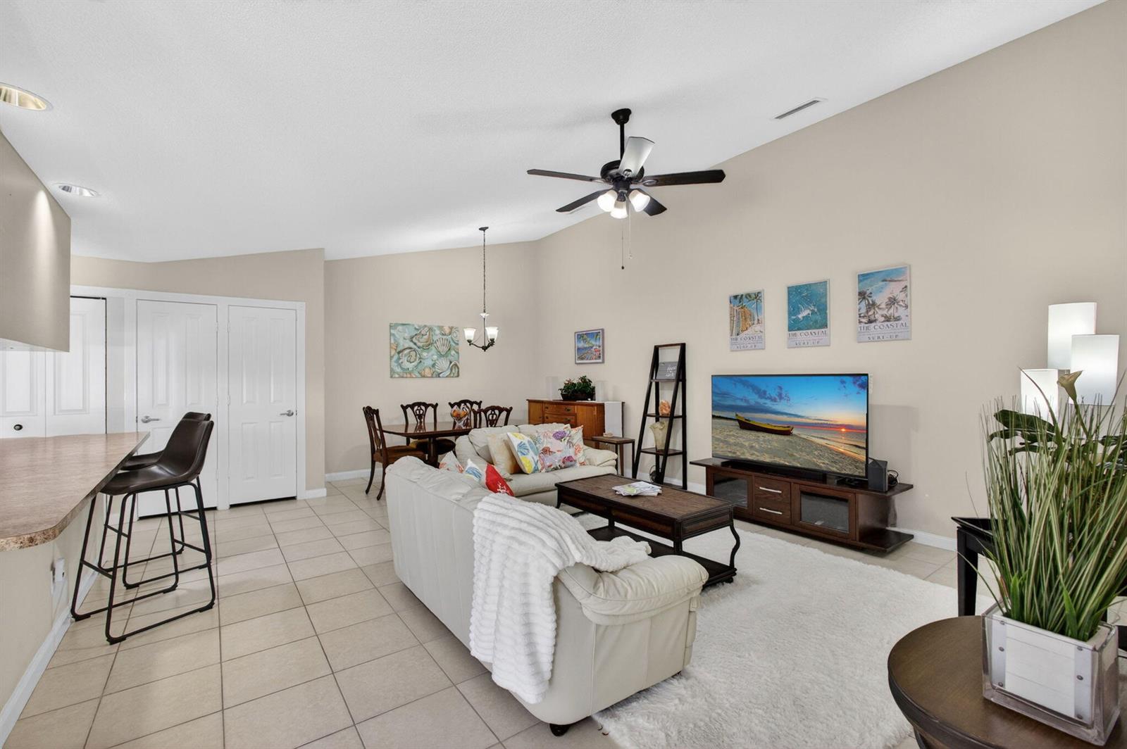 1702 Silverleaf Oak Court