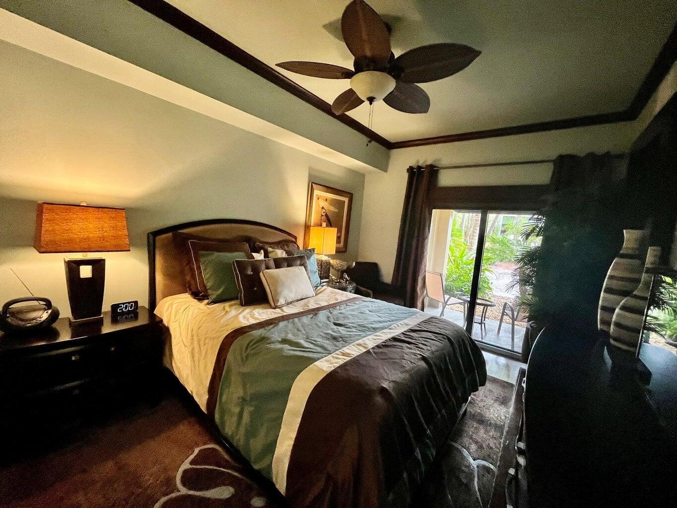 4905 Midtown Lane # 2104