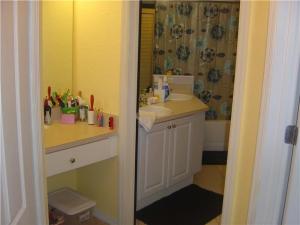 11019 Legacy Lane 204