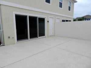 1039 Key Largo Street