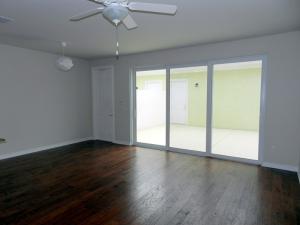 1039 Key Largo Street