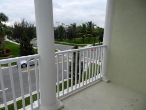 1039 Key Largo Street