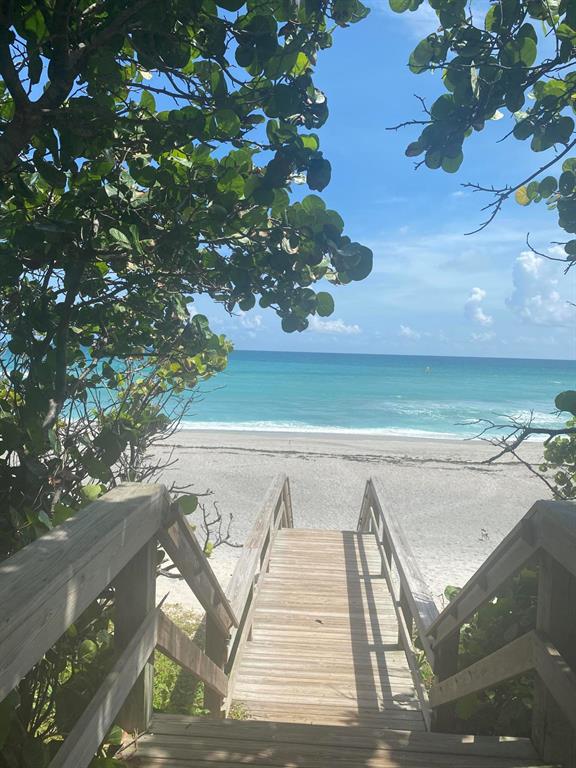 1605 S Us-1 Unit: 301v6