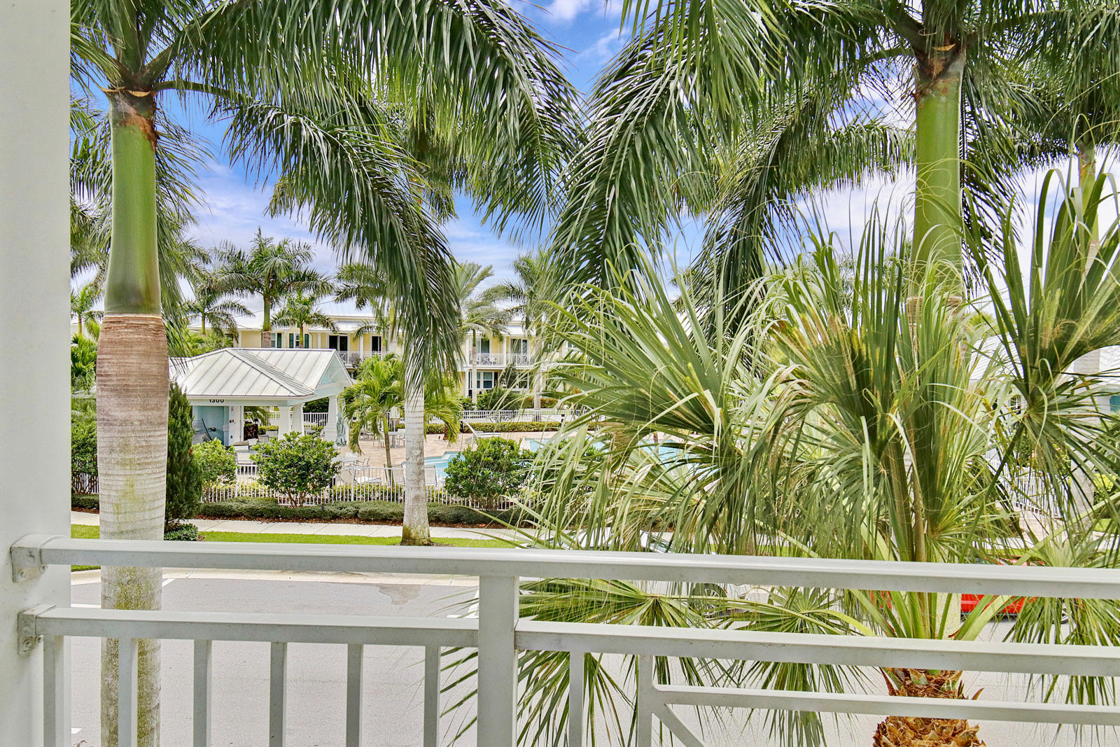 1239 N Community Drive