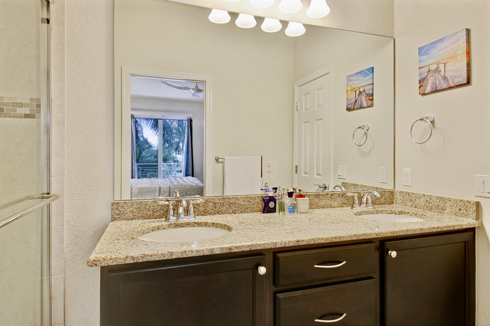 1239 N Community Drive