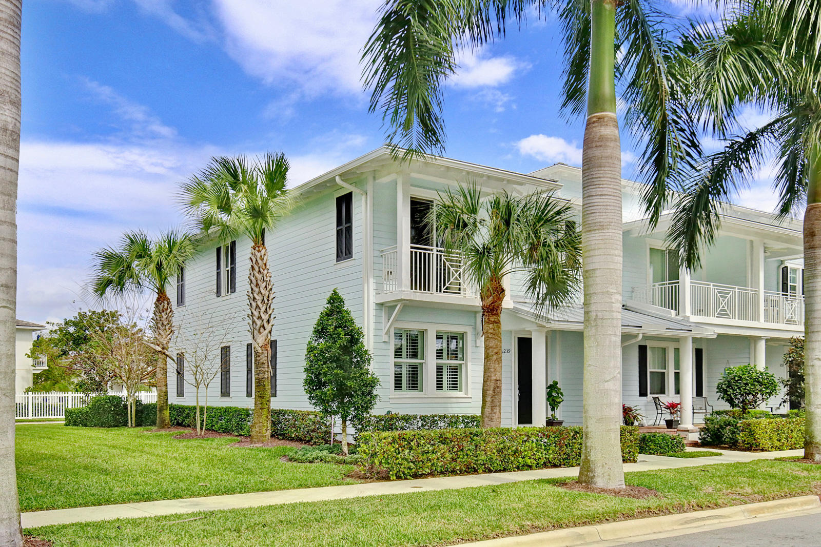 1239 N Community Drive