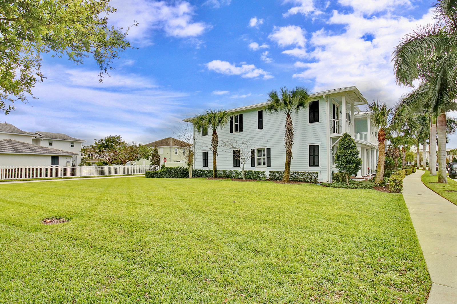 1239 N Community Drive