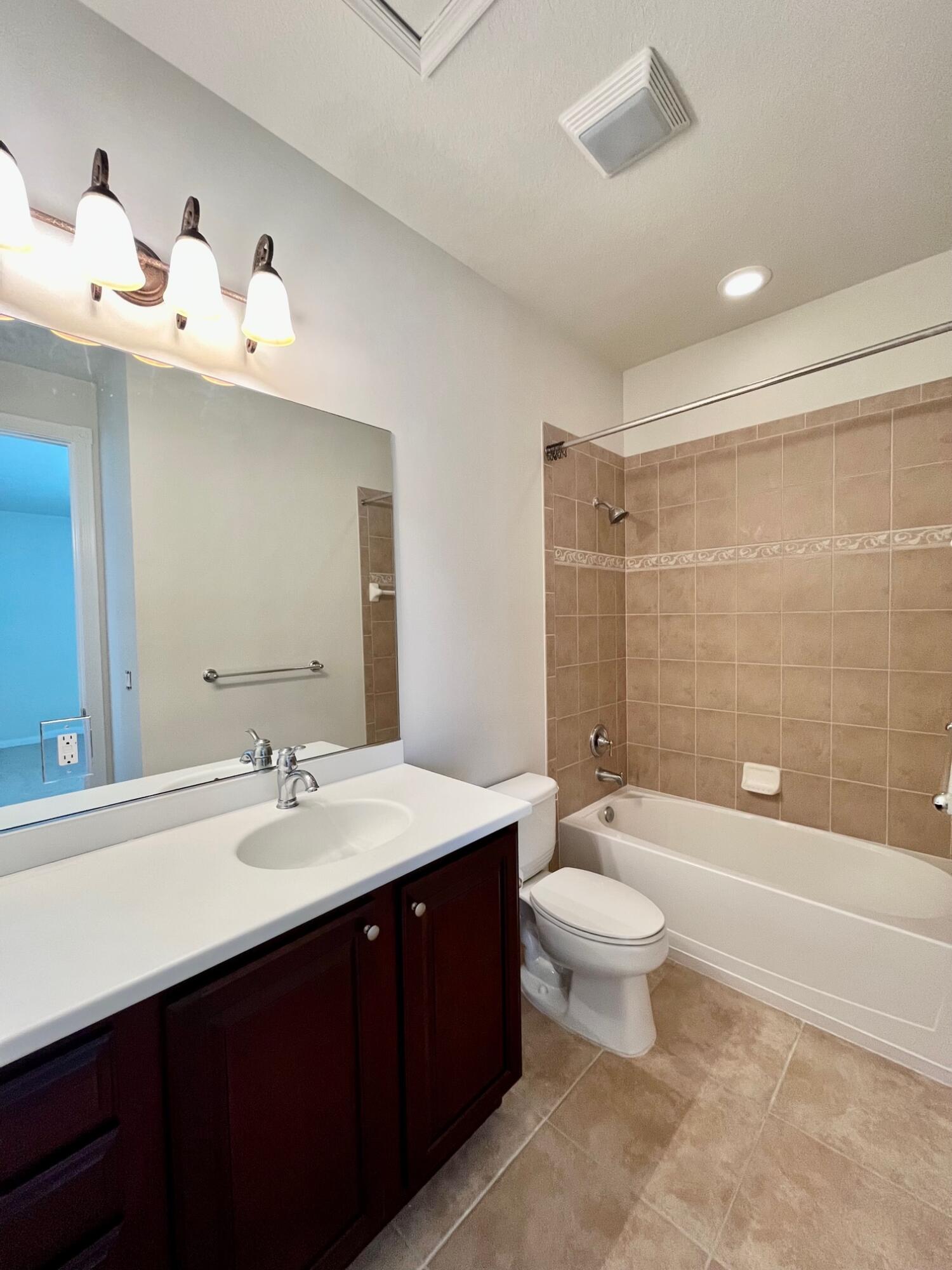 1039 Tiki Drive Unit: A