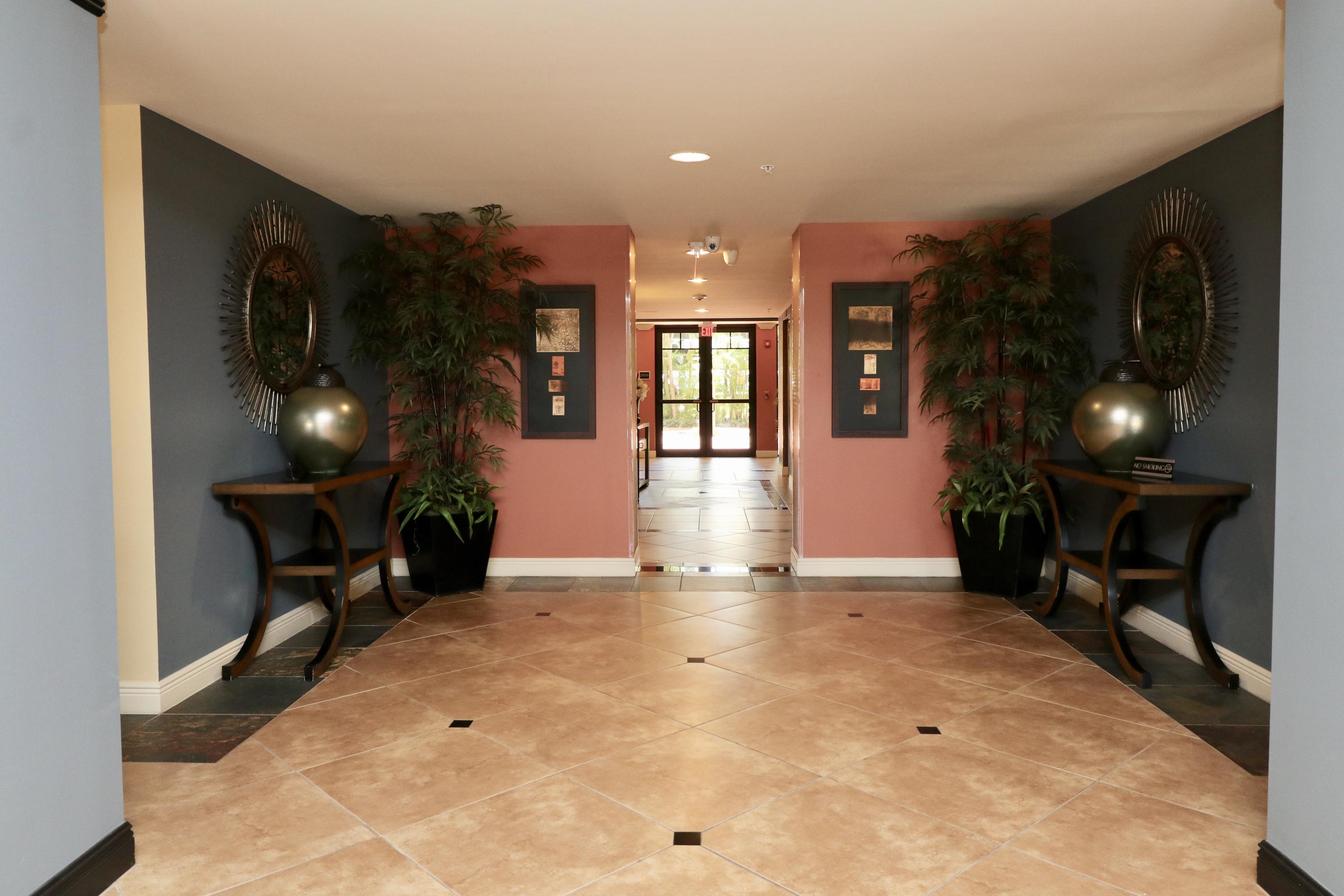 4905 Midtown Lane Unit: 2104