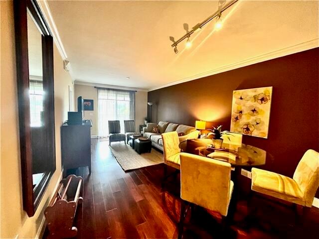 4883 Pga Boulevard Unit: 208