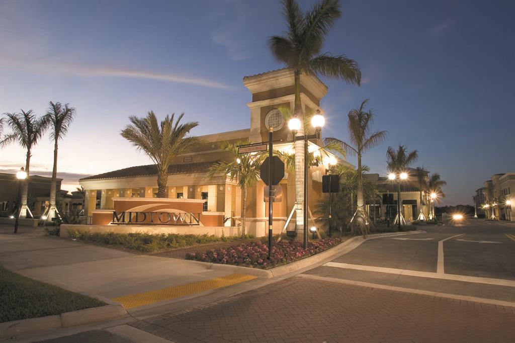 4883 Pga Boulevard Unit: 208