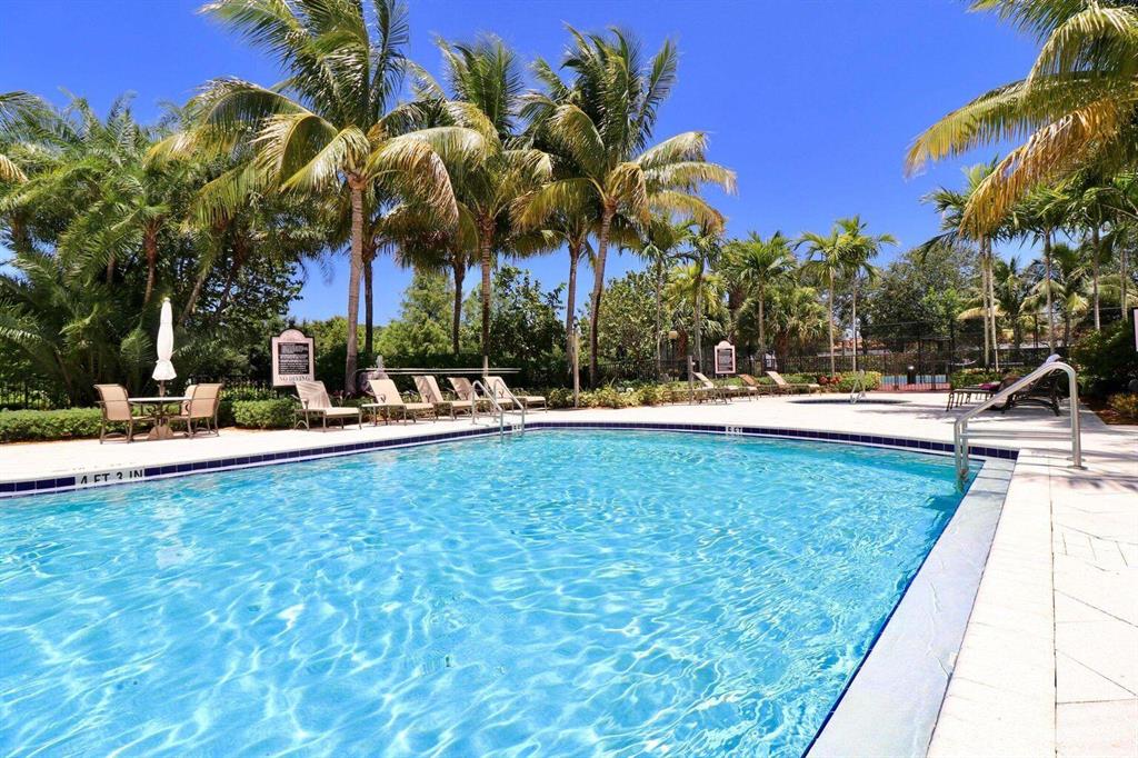 4883 Pga Boulevard Unit: 208