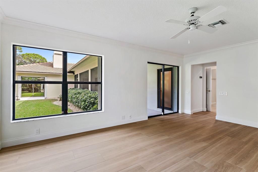 6701 Winding Lake Drive