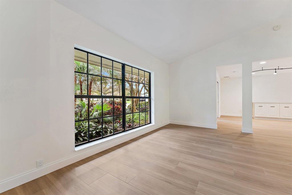 6701 Winding Lake Drive