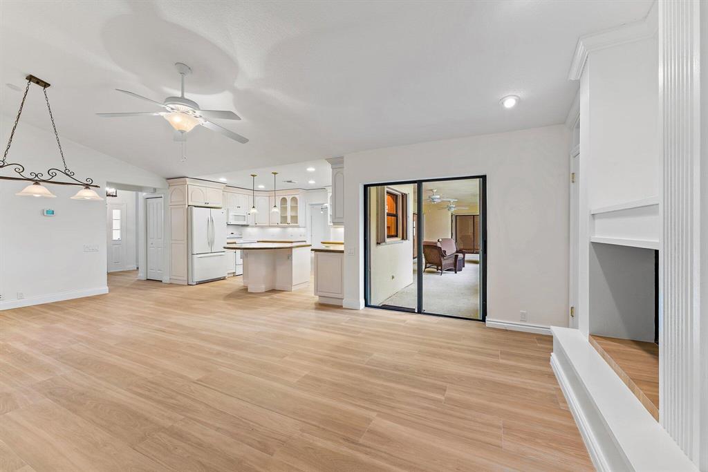 6701 Winding Lake Drive