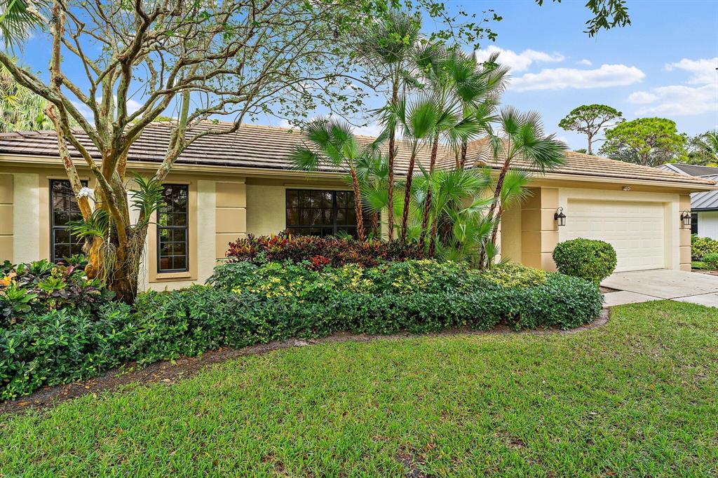 6701 Winding Lake Drive