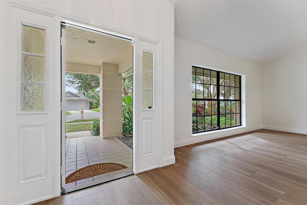 6701 Winding Lake Drive