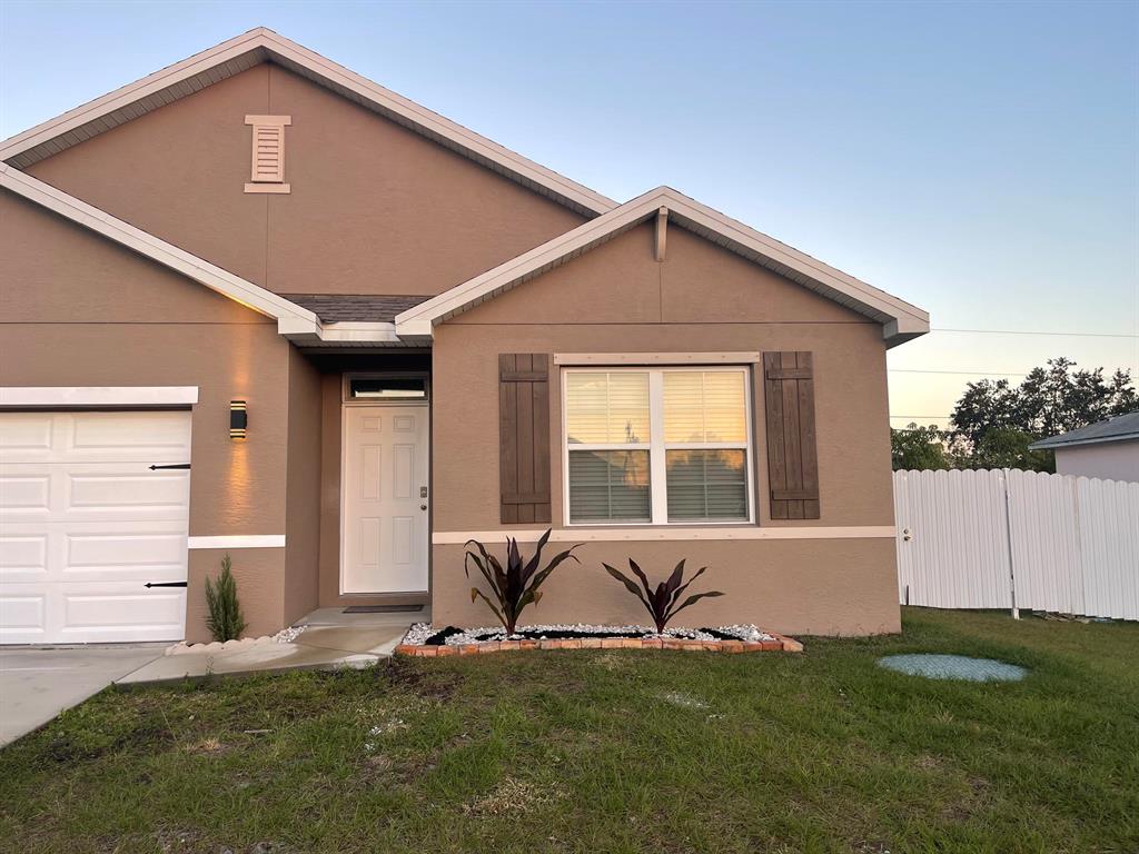 3501 SW Pumpkin Street