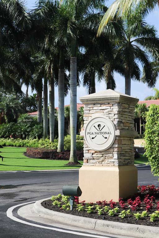 428 Brackenwood Lane S