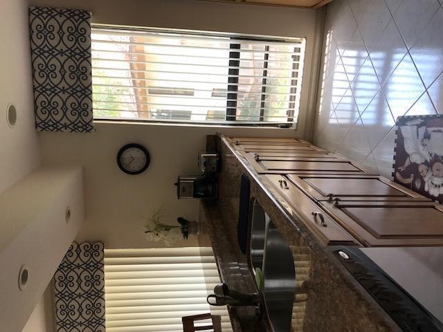 428 Brackenwood Lane S