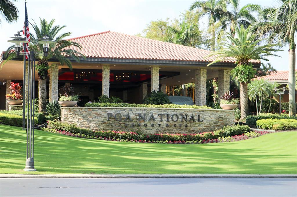 428 Brackenwood Lane S